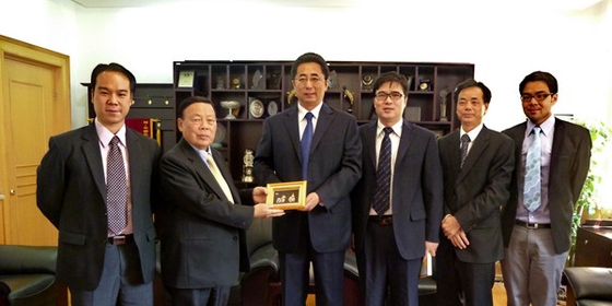 Liu Yang meets with the delegation of ASEAN Trade Promotion Association