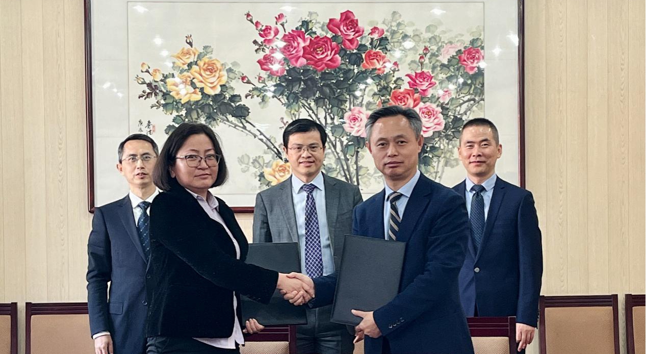 北京市贸促会与乌兰巴托市商会签订友好合作协议